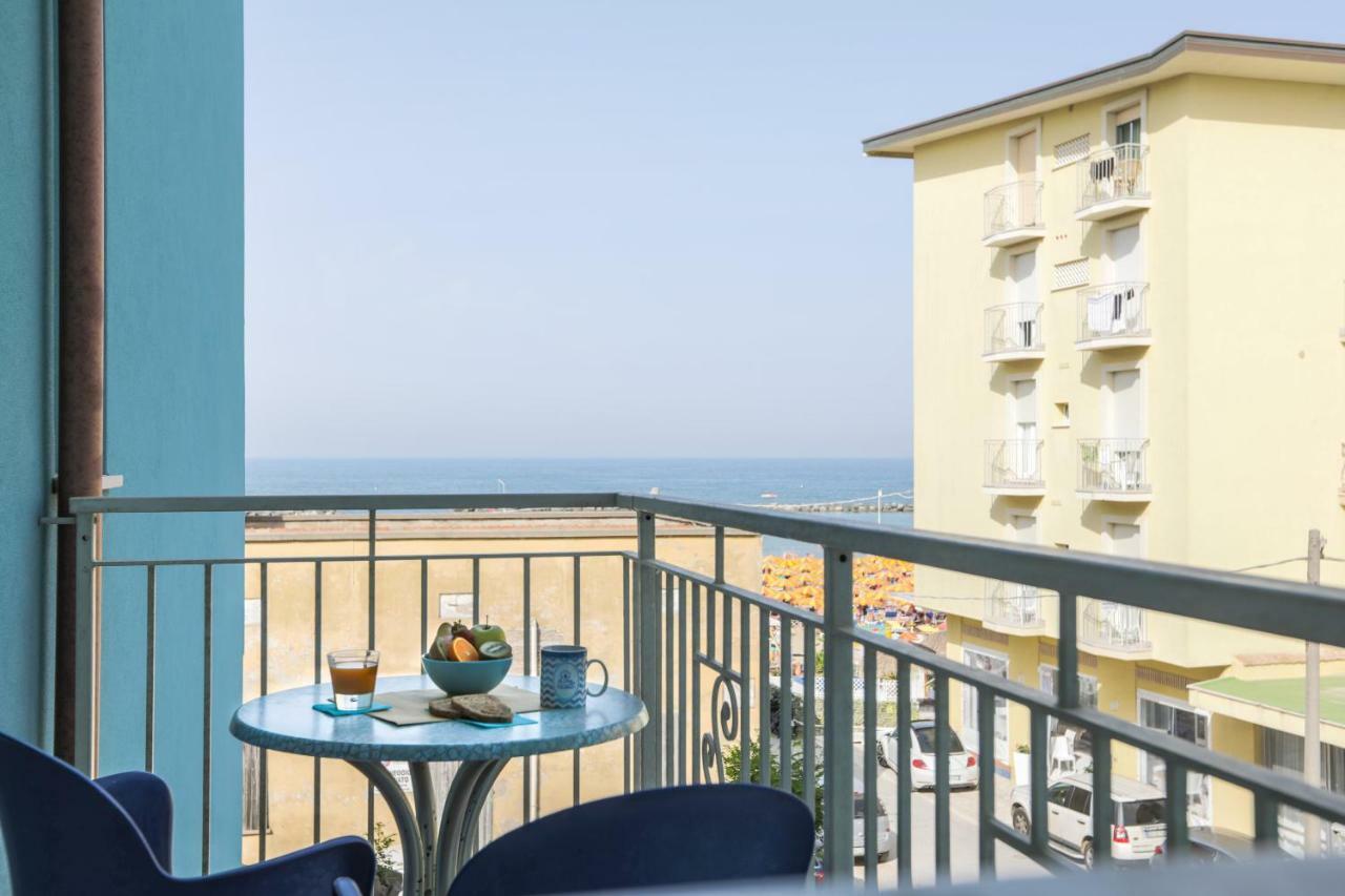 Hotel La Perla Bellaria-Igea Marina Exterior foto